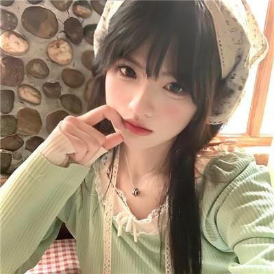 东德蕾丝的爱欲